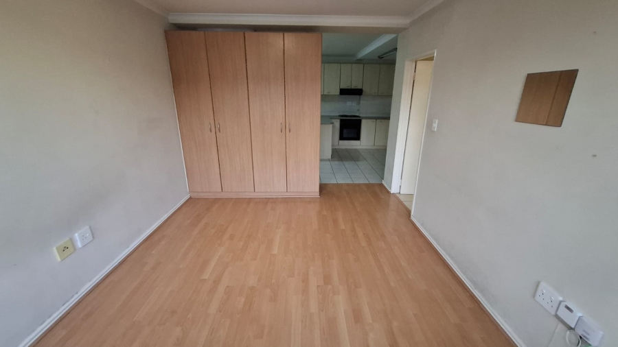 To Let 1 Bedroom Property for Rent in Wynberg Western Cape